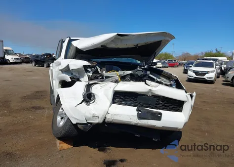 2023 Toyota 4Runner Sr5 z USA, uszkodzony, nr VIN JTEEU5JR0P5295307